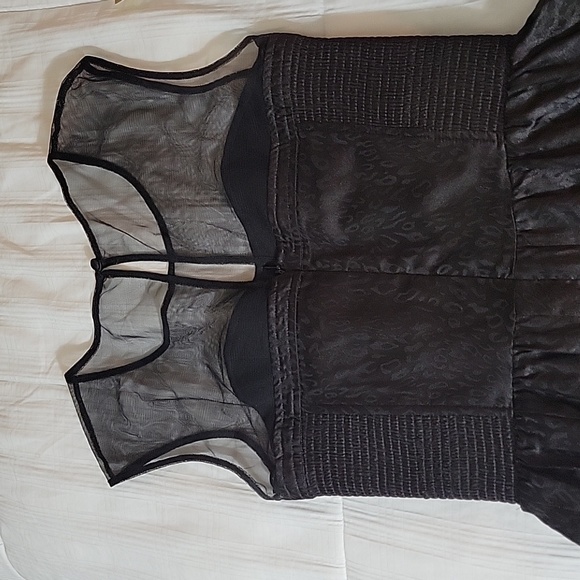 GUESS Dress - Picture 4 of 4